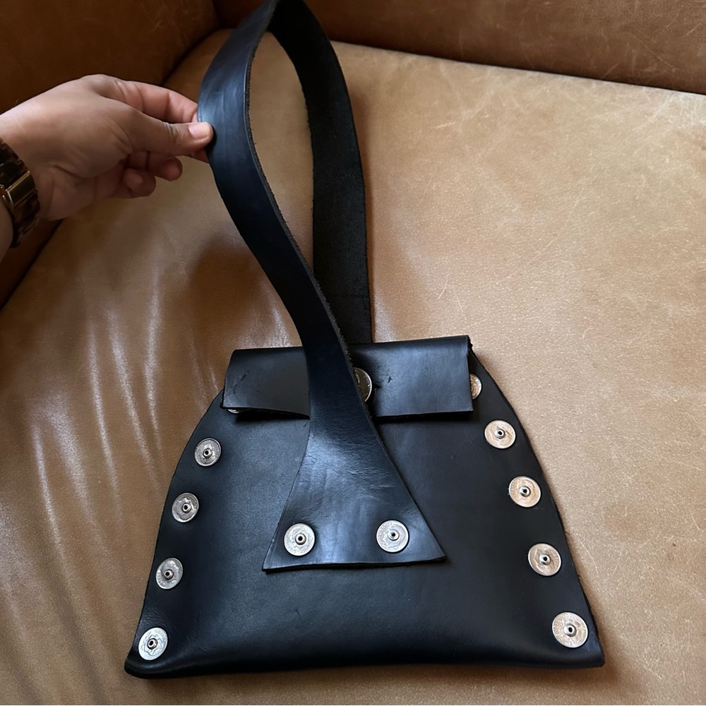 Amazing coin thick black leather one strap bag half dollar dime coins handmade - Picture 6 of 13